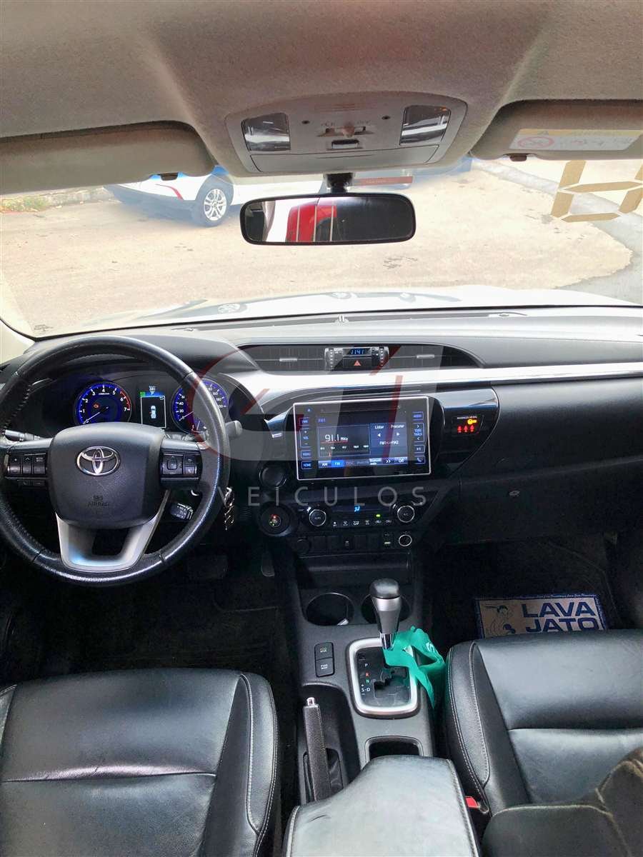 hilux-13