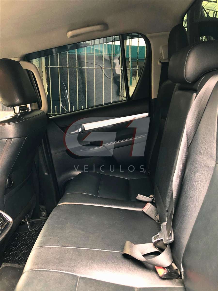 hilux-15