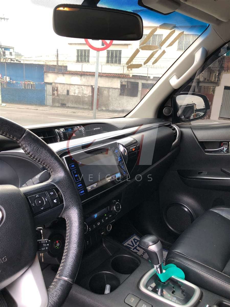 hilux-2
